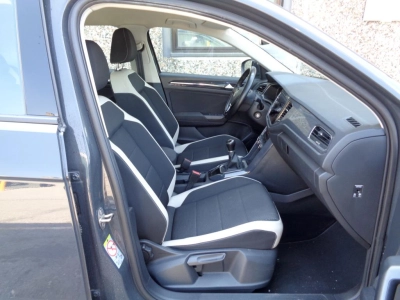 Volkswagen T-Roc - SE-U77146 