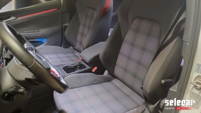 Volkswagen Golf - SE-U78560 