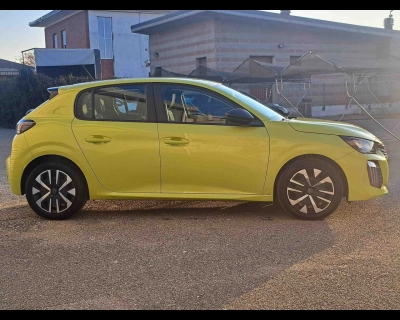 Peugeot 208 - SE-U77712 