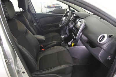 Renault Clio - AU-U77734 