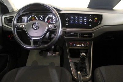 Volkswagen Polo - AU-U77943 
