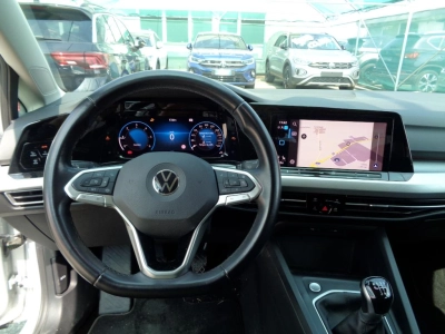 Volkswagen Golf - SE-U76467 