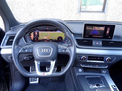 Audi Q5 - SE-U75825 