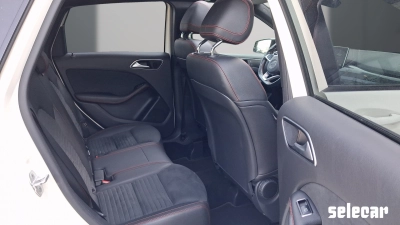 Mercedes-Benz Classe - SE-U79608 