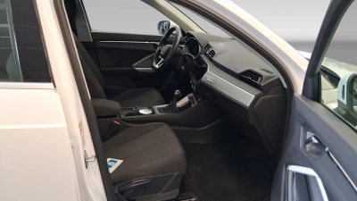 Audi Q3 - AU-U80007 