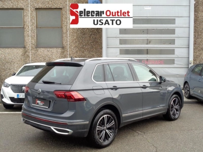 Volkswagen Tiguan - SE-U76582 