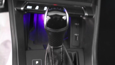 Audi Q3 - AU-U74402 