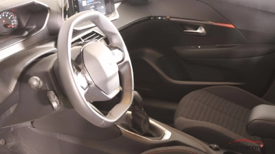Peugeot 208 - AU-U79014 