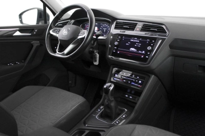 Volkswagen Tiguan - SE-U73311 