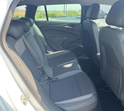 Opel Astra - SE-U77274 