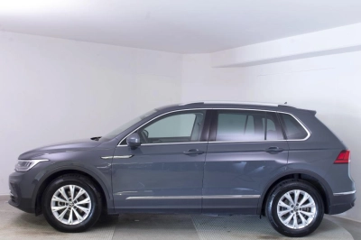 Volkswagen Tiguan - AU-U73663 
