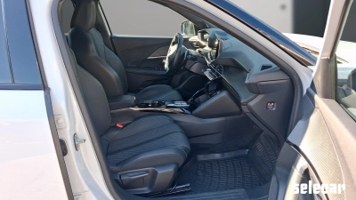 Peugeot 2008 - SE-U79697 
