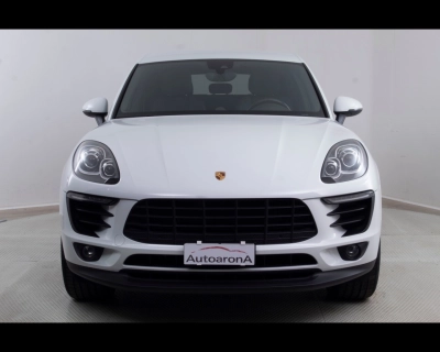 Porsche Macan - AU-U73396 