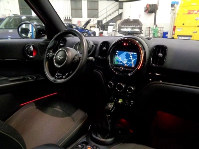 MINI Countryman - SE-U74964 