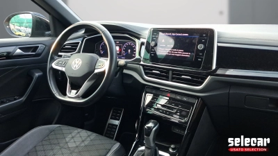 Volkswagen T-Roc - SE-U80352 