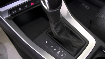 Audi Q3 Sportback - AU-U77604 