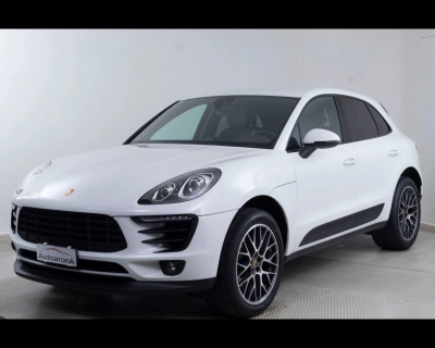 Porsche Macan - AU-U73396 