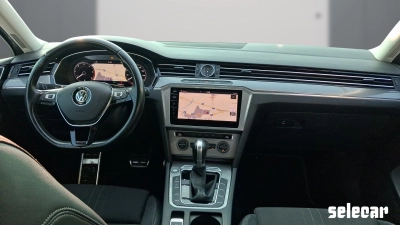 Volkswagen Passat - SE-U80071 