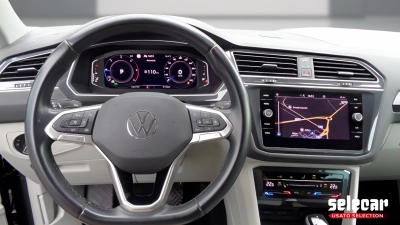 Volkswagen Tiguan - SE-U76582 