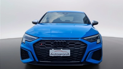 Audi S3 - AU-U79400 