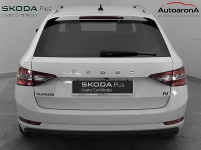 Skoda Superb - AU-U74777 