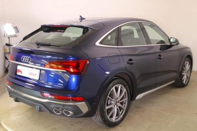 Audi Q5 Sportback - AU-U74944 