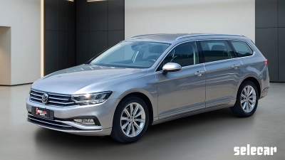 Volkswagen Passat - SE-U78887 