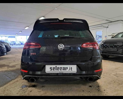 Volkswagen Golf - SE-U75371 