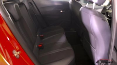 Peugeot 2008 - AU-U78180 