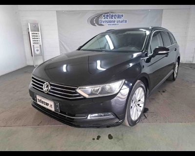 Volkswagen Passat - SE-U79017 