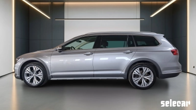 Volkswagen Passat - SE-U79638 
