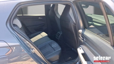 Volkswagen Golf - SE-U79619 