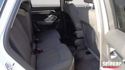 Audi Q3 - AU-U76558 