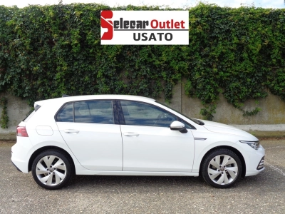 Volkswagen Golf - SE-U74268 