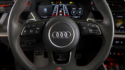 Audi S3 - AU-U78811 